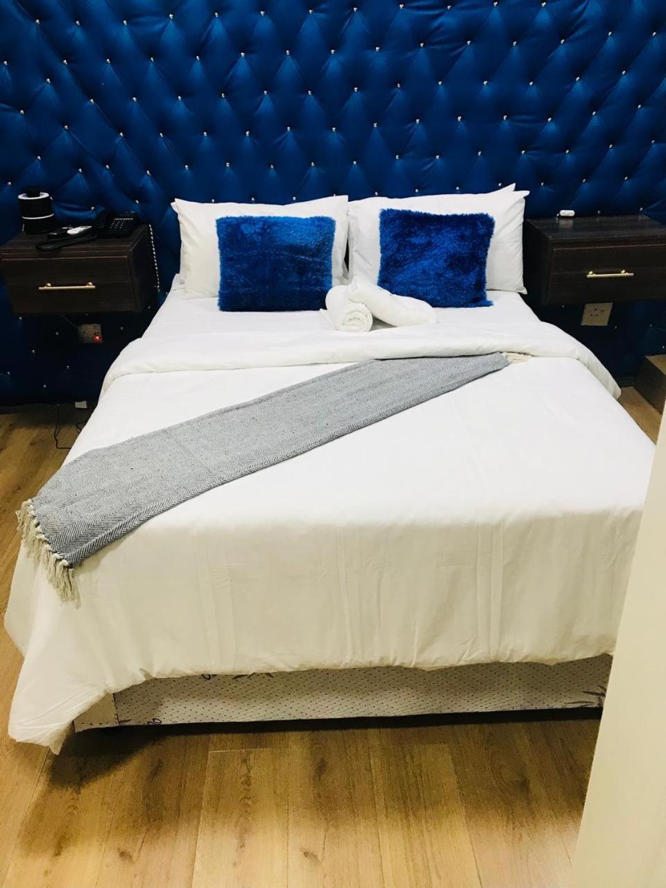 Naldorado Executive Villa Mbombela Bagian luar foto