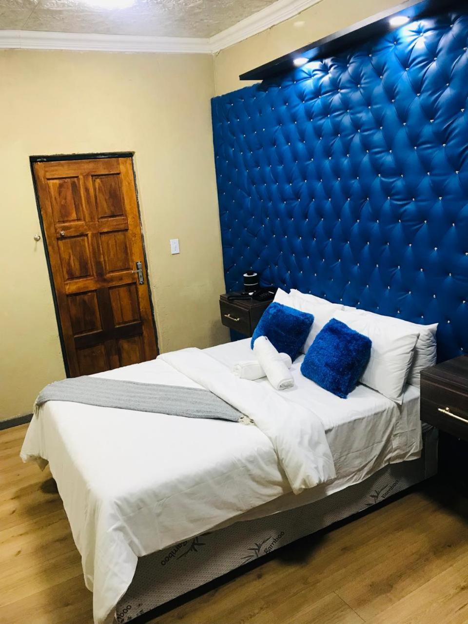 Naldorado Executive Villa Mbombela Bagian luar foto